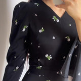 PICSGIRL  -   Literary Retro Style Women's Black Floral Dress V Neck Long Flare Sleeved High Waist Ruffles Casual Elegant Long Dress